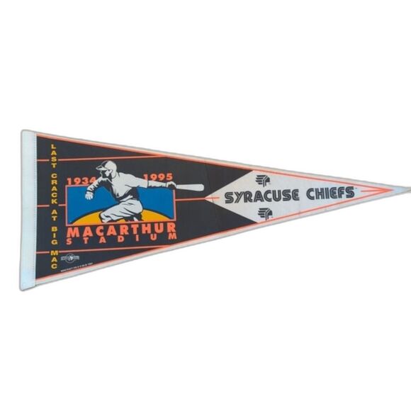 Syracuse Chiefs Pennant Baseball Macarthur Stadium Wincraft 1994 Vintage - Picture 1 of 5